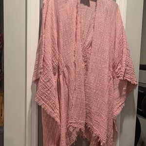 NWOT Vince Camuto cover